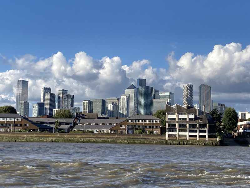 CANARY WHARF FROM GREENWICH PIER